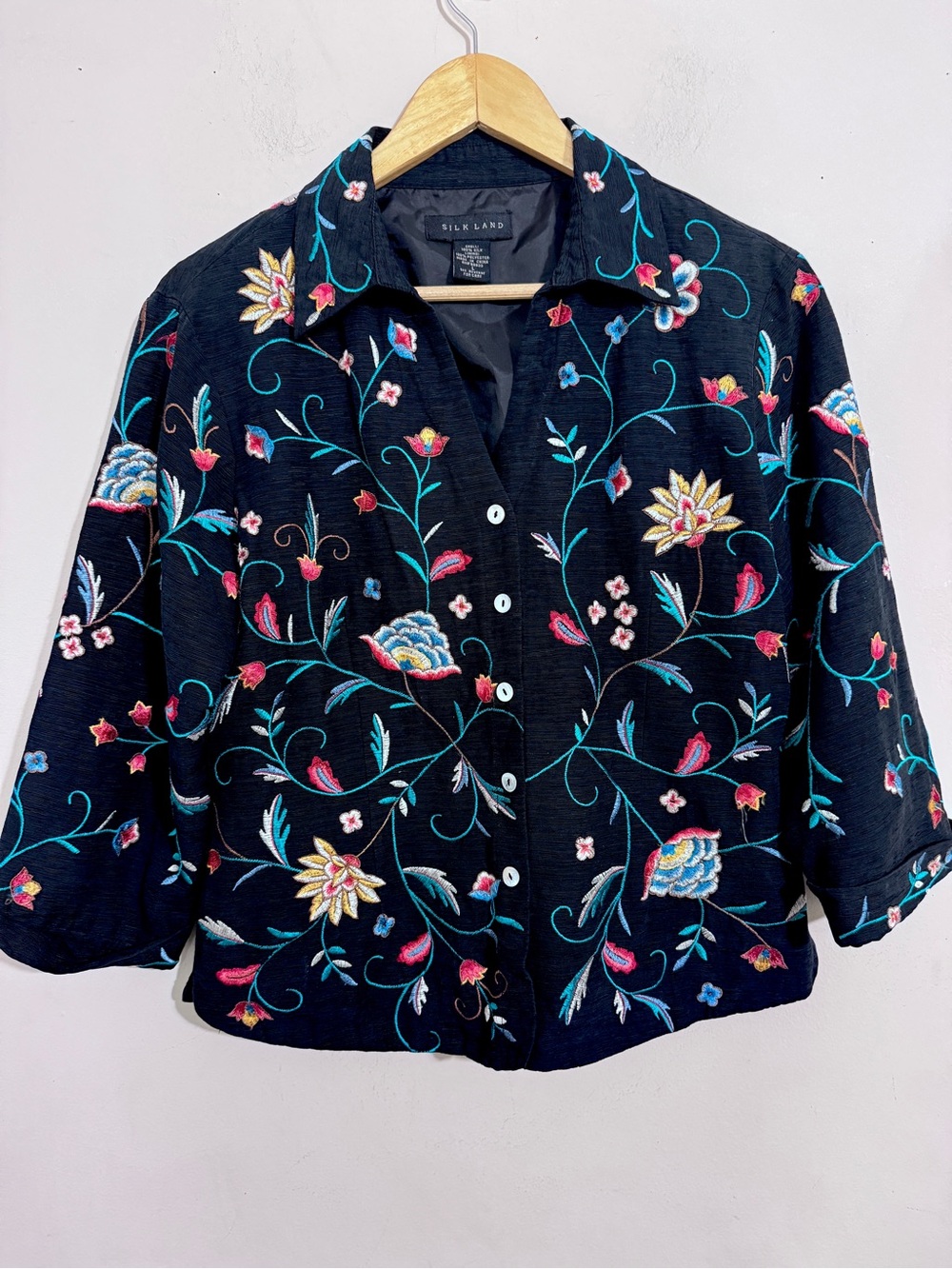 SilkLand Black Silk Floral Embroidered Button-Up Top 3/4 Sleeves size L Art Wear